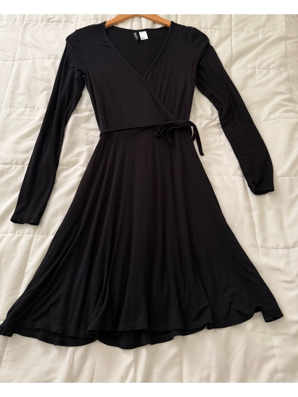 H&M Black Long-Sleeve Wrap Dress